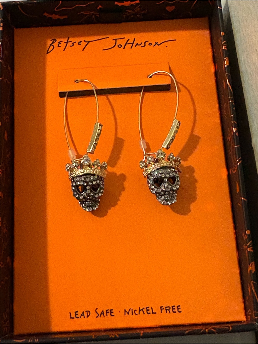 NIB Betsey Johnson Halloween Crowned Skull Drop Hoop Earrings